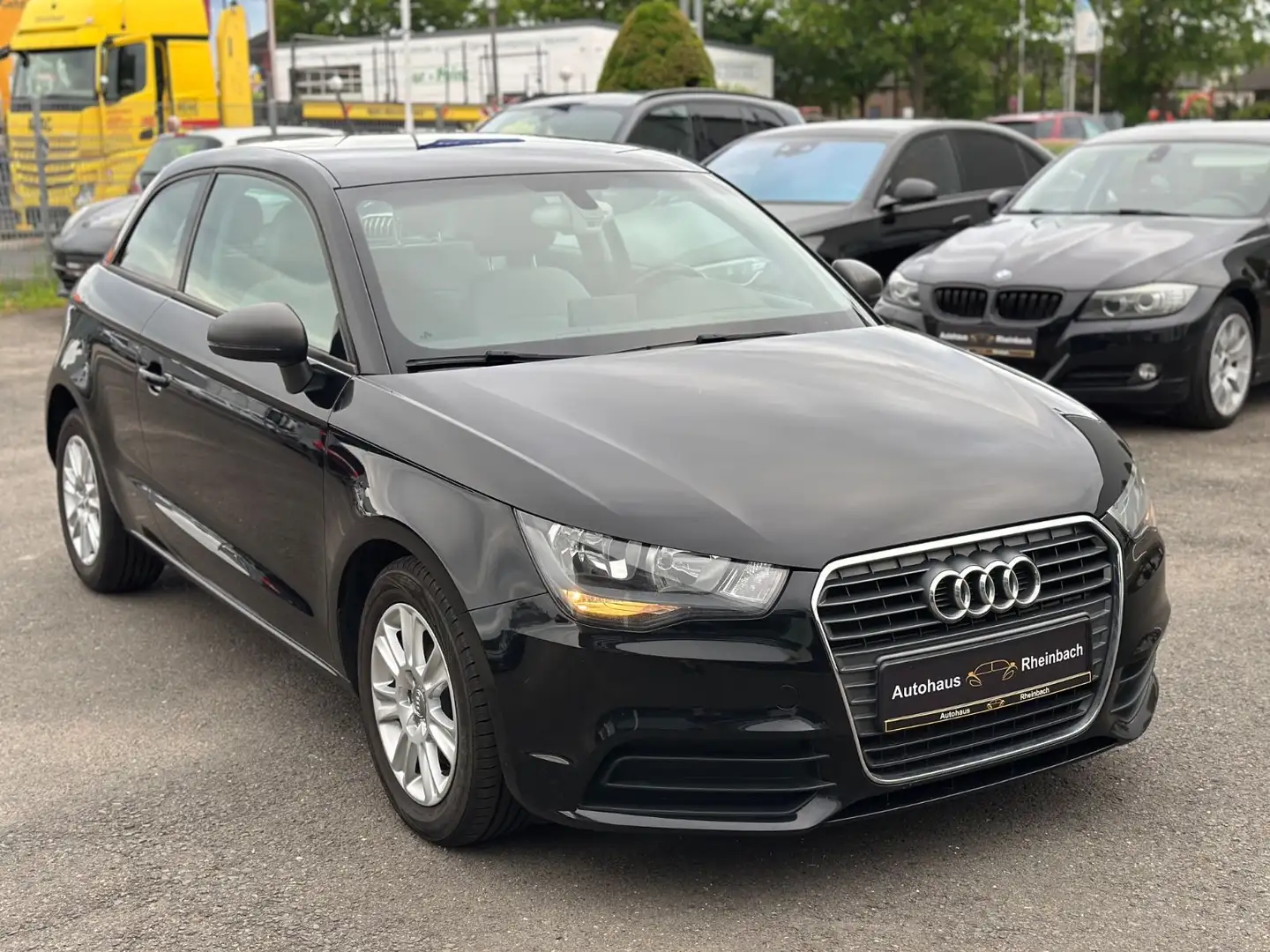 Audi A1 attraction Scheckheft Gepfl Steuerkette Neu Zwart - 2