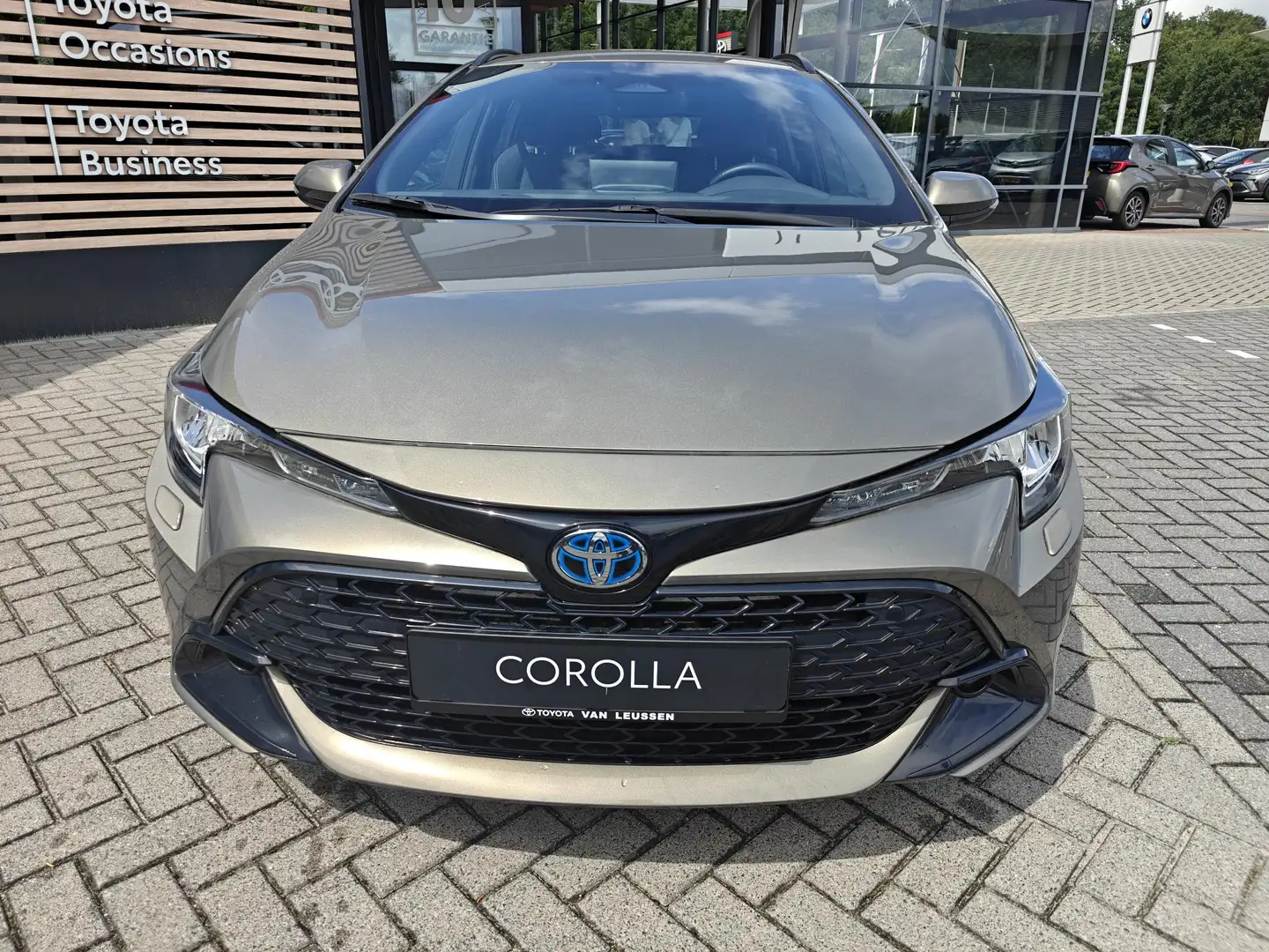 Toyota Corolla Touring Sports Hybrid 140 Dynamic NAVI STOEL/STUUR Groen - 2
