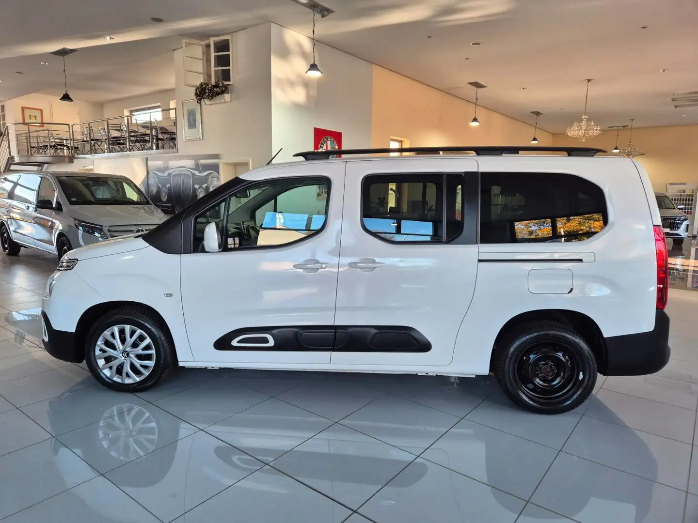 Citroen Berlingo Shine XL Weiß - 1