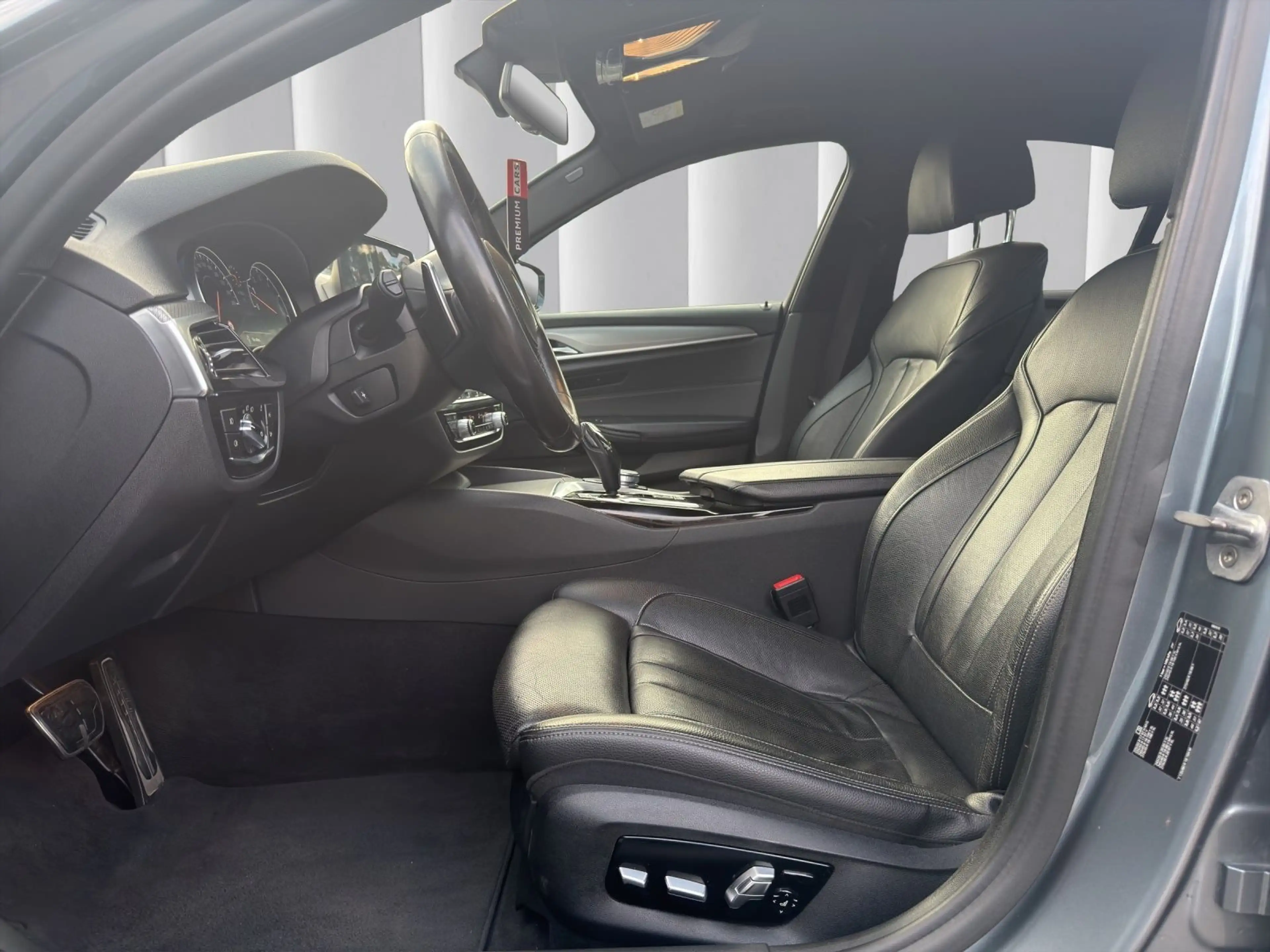 BMW 540 i M-Sport Lim. *DE*Finanzierung*Garantie — photo 10