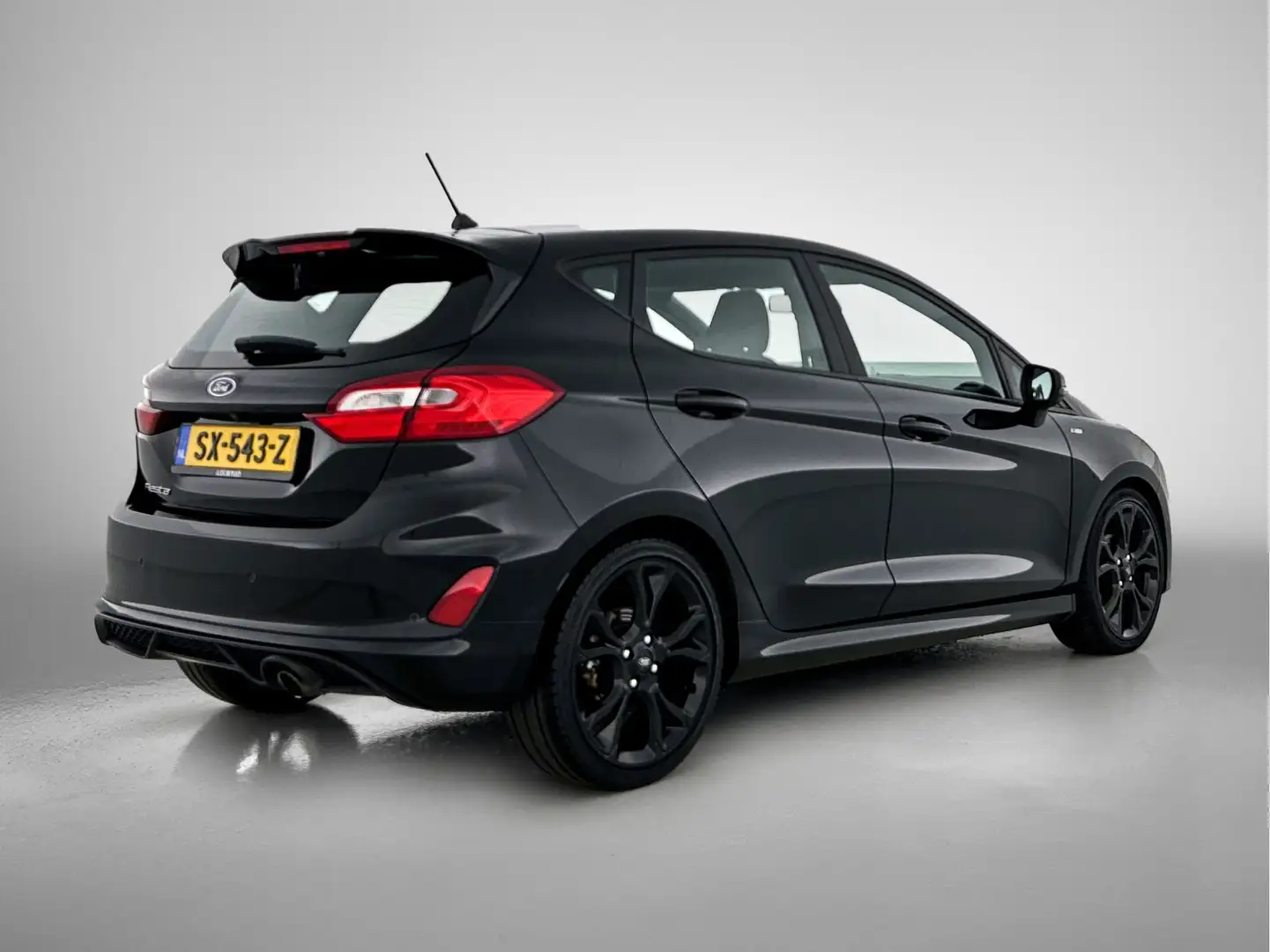 Ford Fiesta 1.0 EcoBoost ST-Line | Navigatie | Camera achter | Zwart - 2