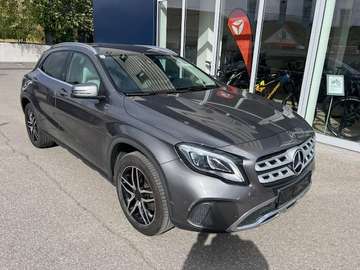 GLA 180 *Benzin*Schalter*EZ. 08/2017*105.000km*