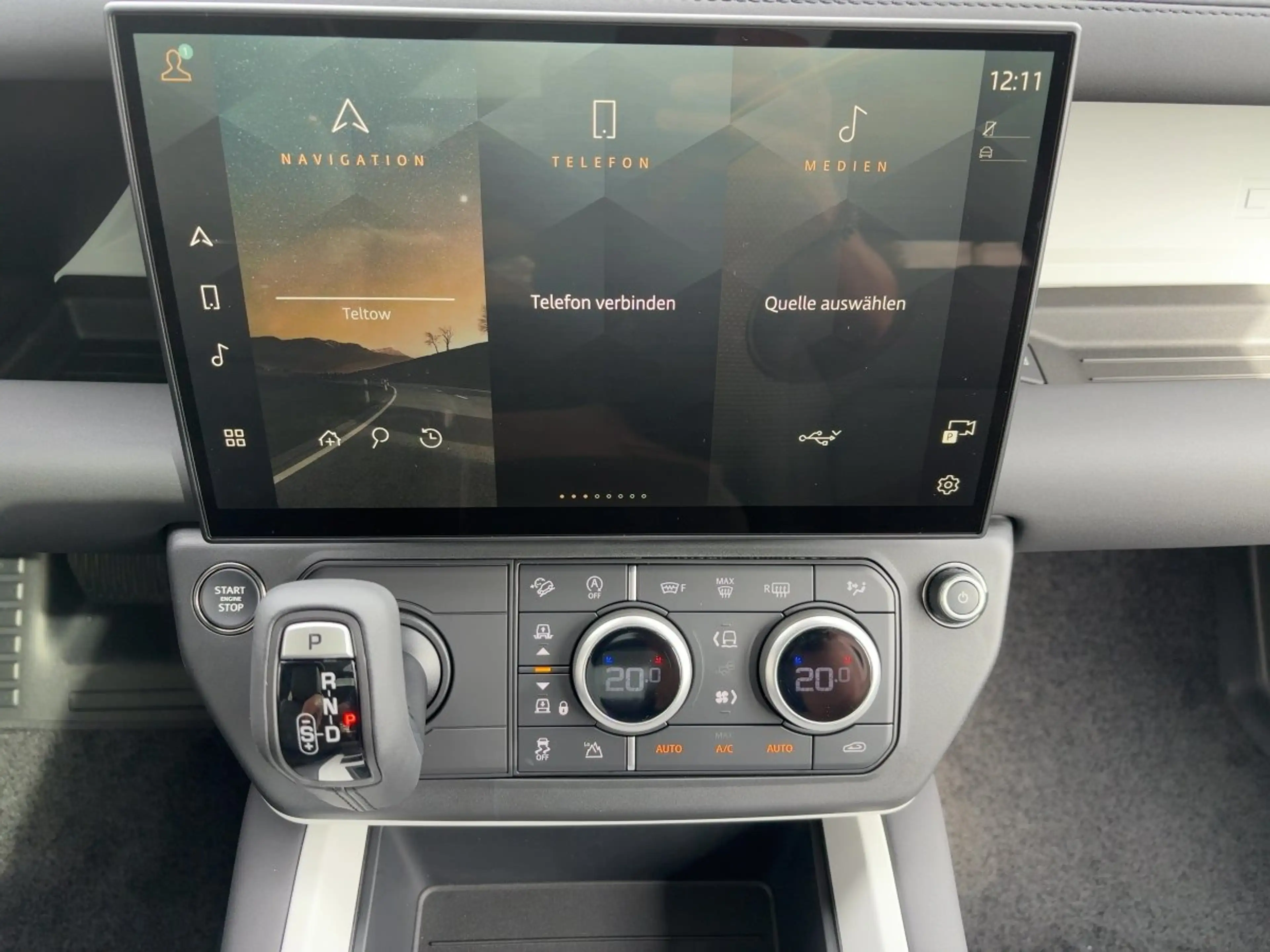 Land Rover Defender 90 D200 S 360-CAM ACC CAM DynLicht LED — photo 13