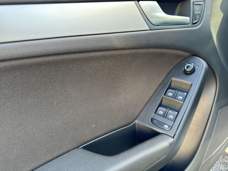 Audi A5 Sportback 1.8 TFSI 2.HAND/XENON/APS/SHZ/WEISS — photo 13