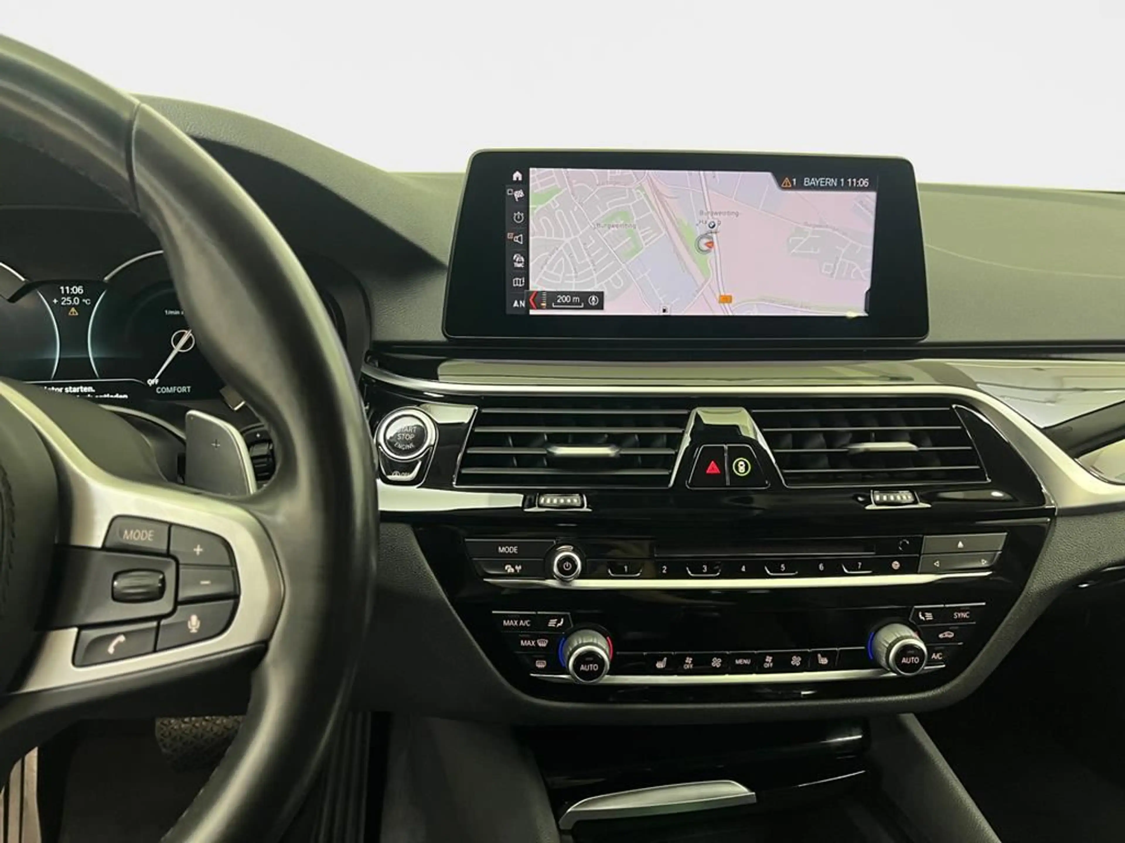 BMW 520 Sport Line — photo 9