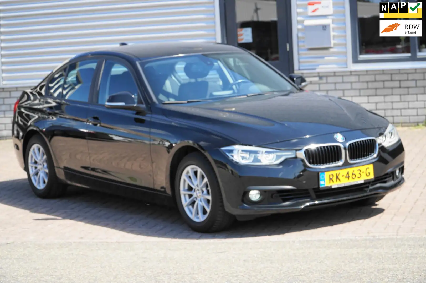 BMW 318 3-serie 318i FACELIFT MODEL Nero - 1