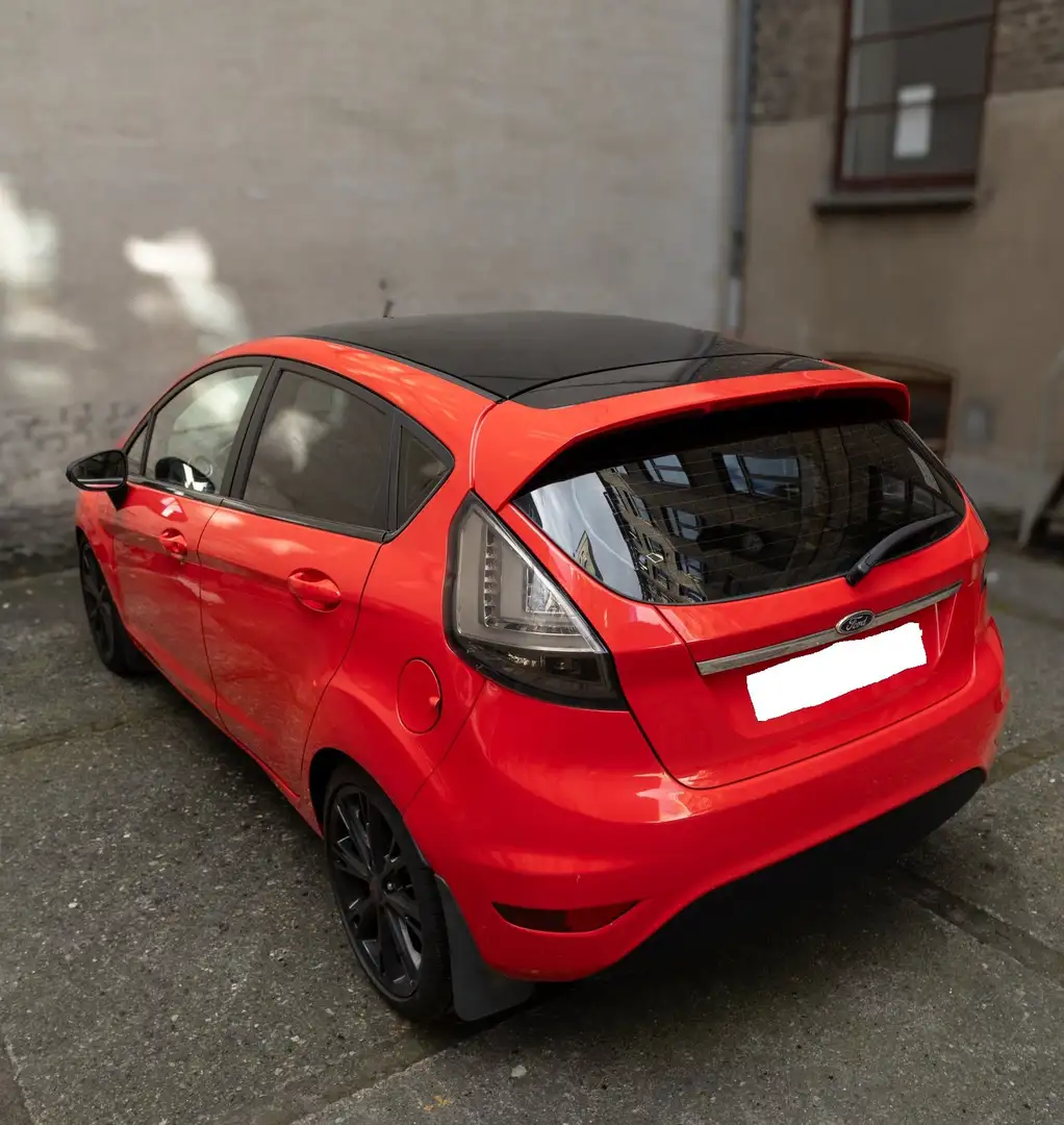Ford Fiesta Fiesta 1.0 EcoBoost Titanium S/S Rood - 2