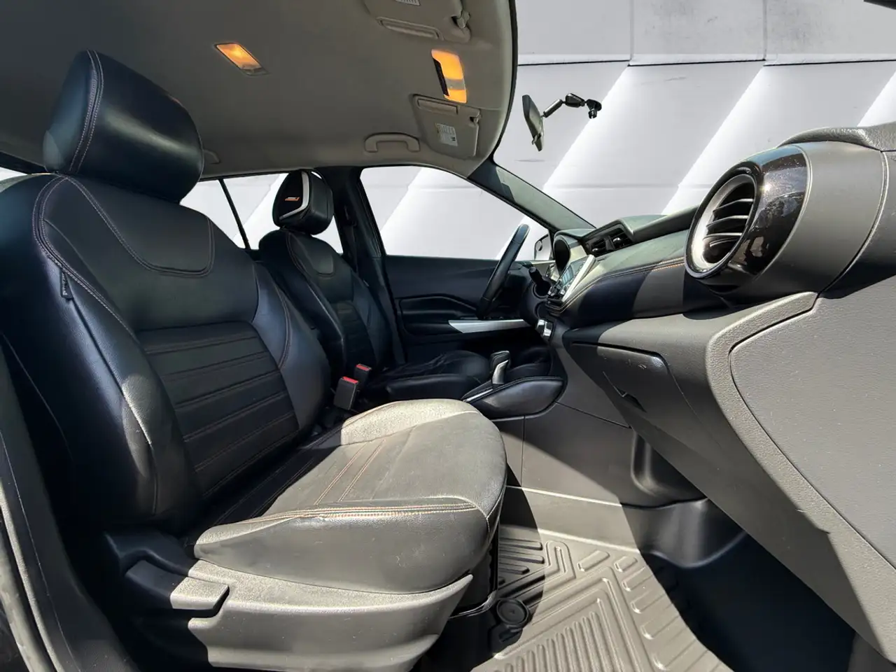 Nissan Kicks снимка Nissan Kicks