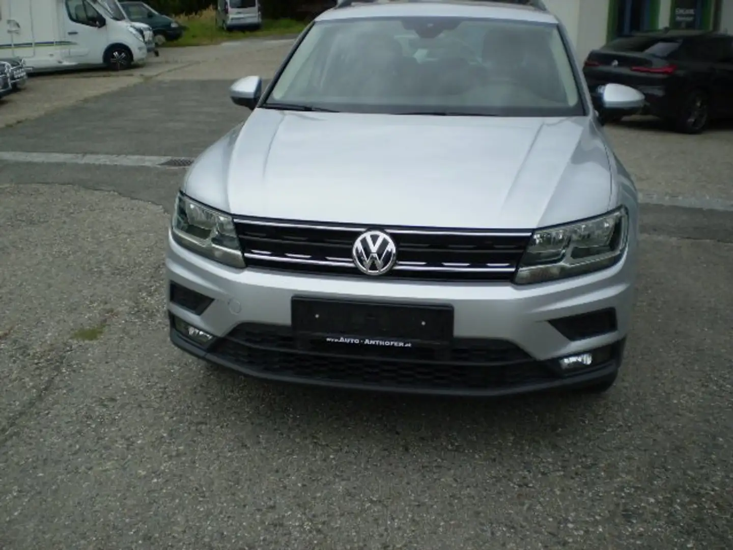 Volkswagen Tiguan Tiguan 4 Motion Automatic TDI 110 KW Silber - 2
