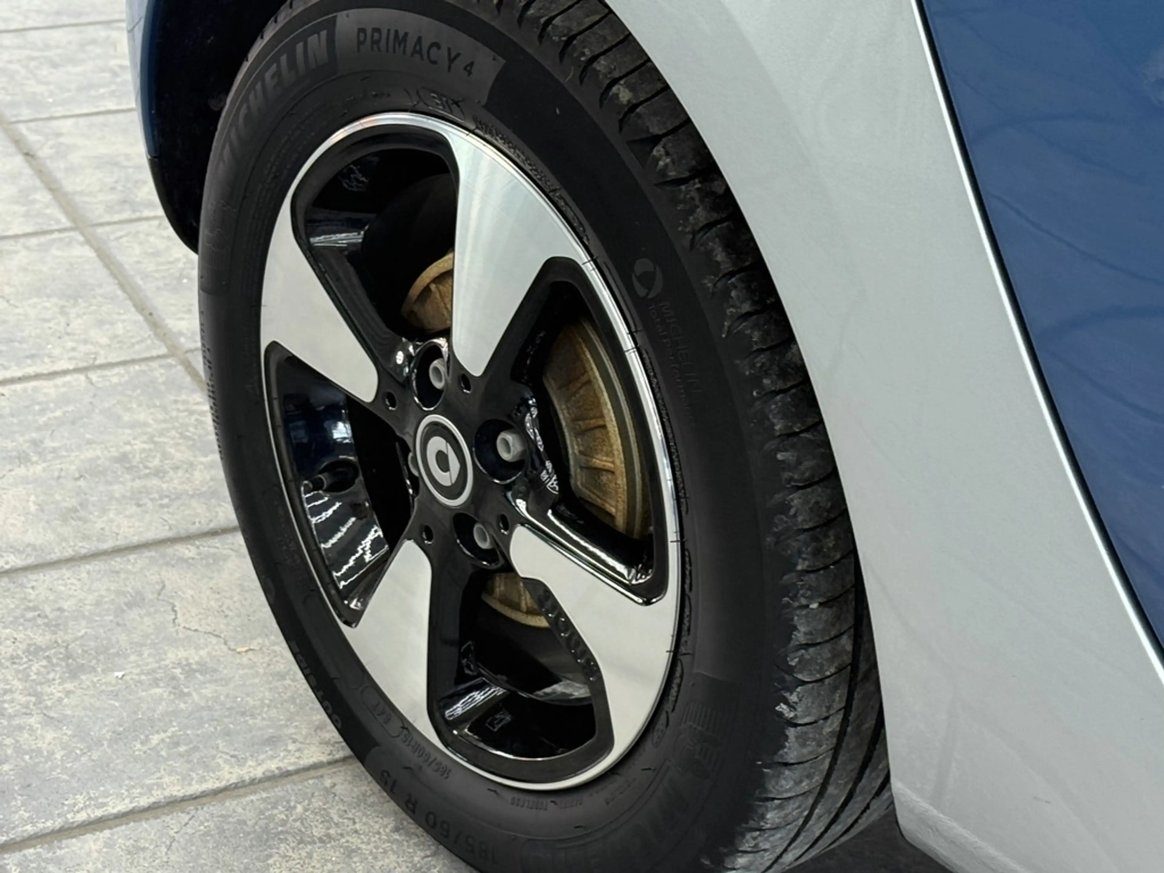 smart forFour EQ drive passion, Klima, 4x Sitzh., DAB — photo 6