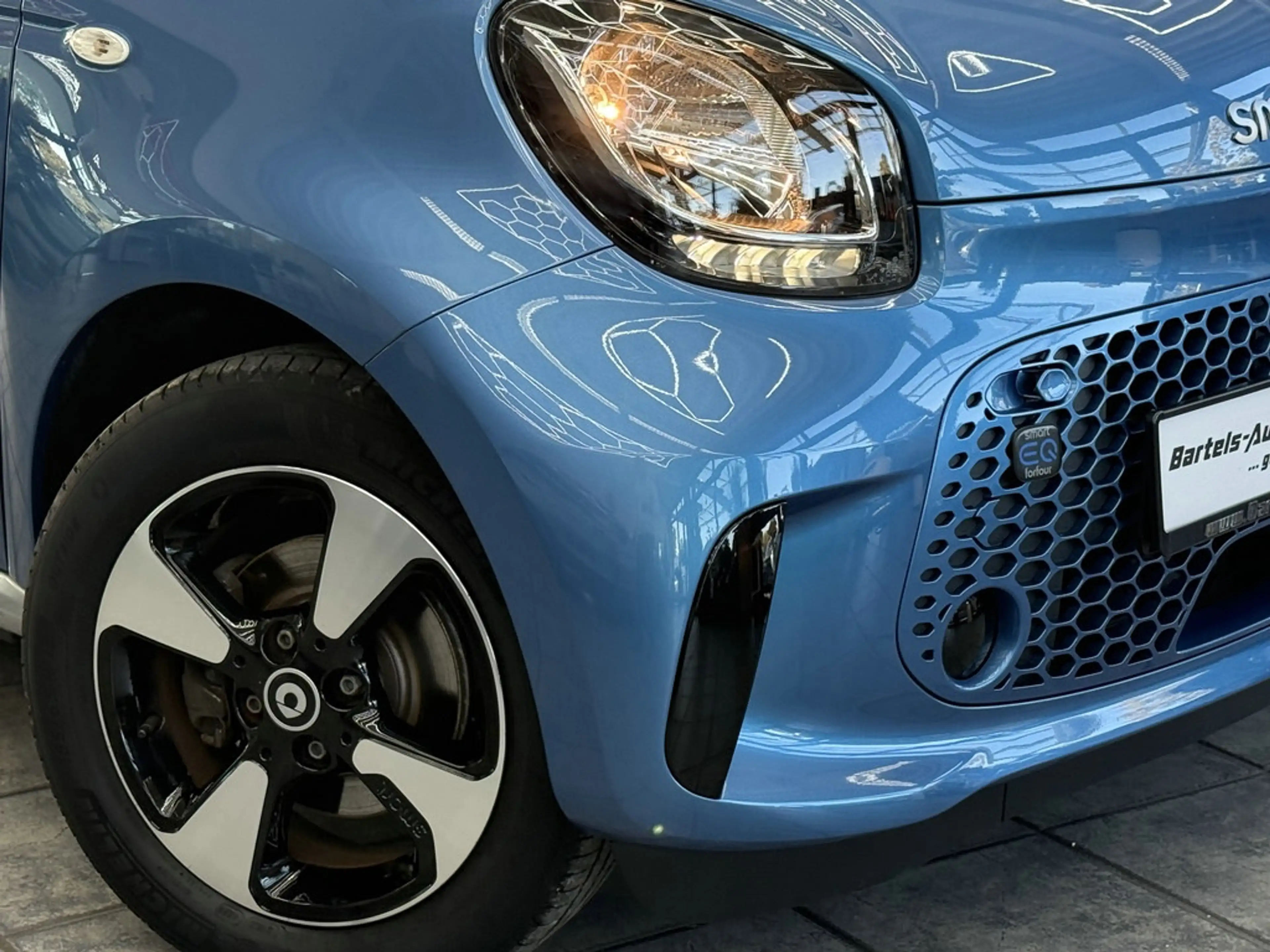 smart forFour EQ drive passion, Klima, 4x Sitzh., DAB — photo 3