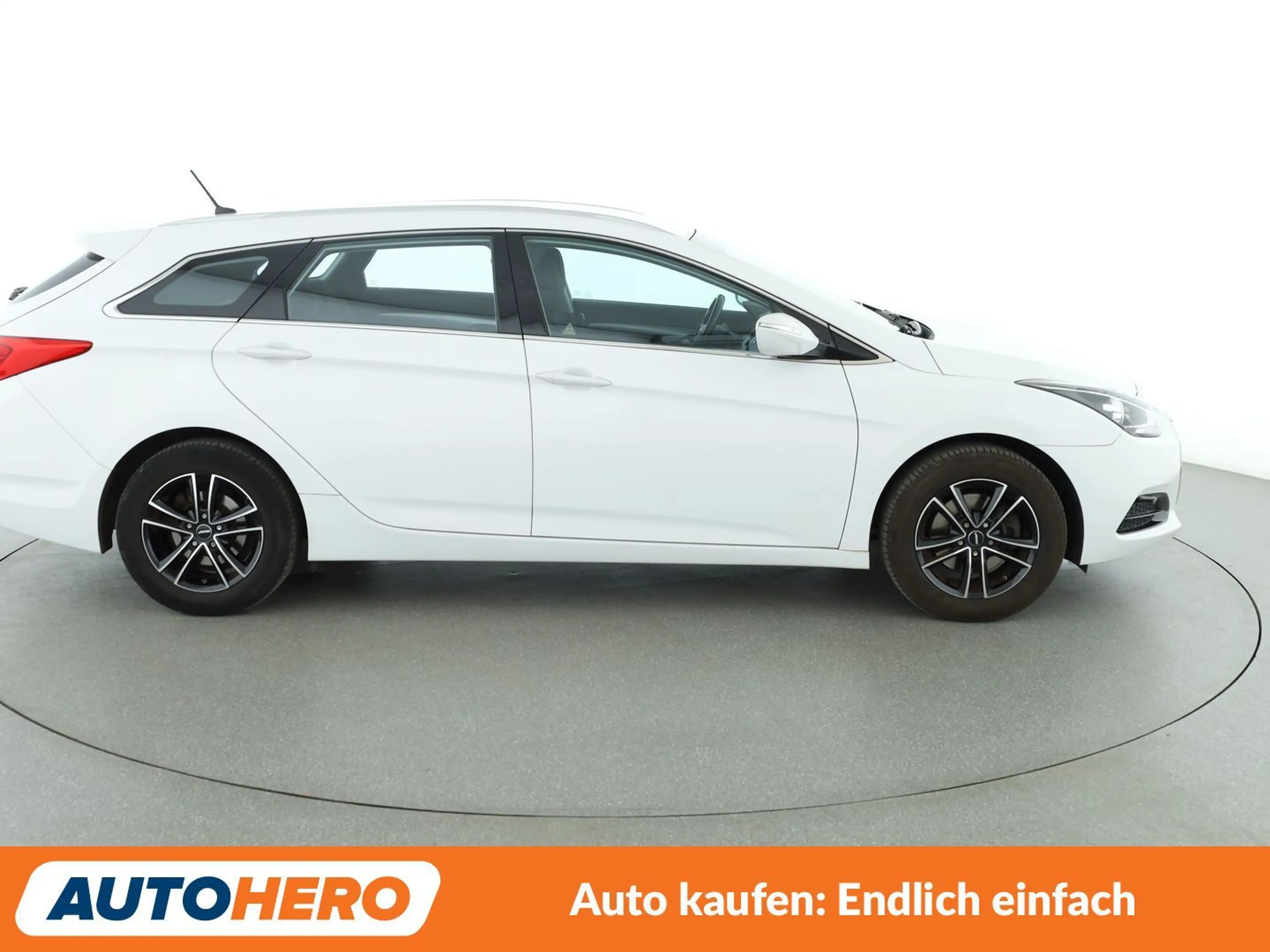Hyundai i40 1.6 Classic Blue *ALU*KLIMA*GARANTIE* — photo 7