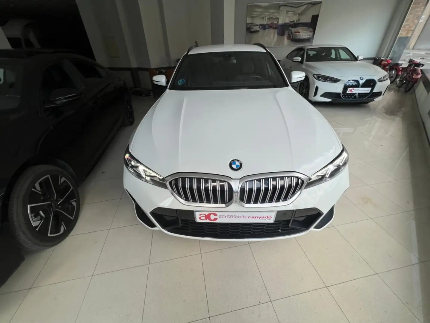 BMW 318 318dA Touring M Sport Blanco - 1