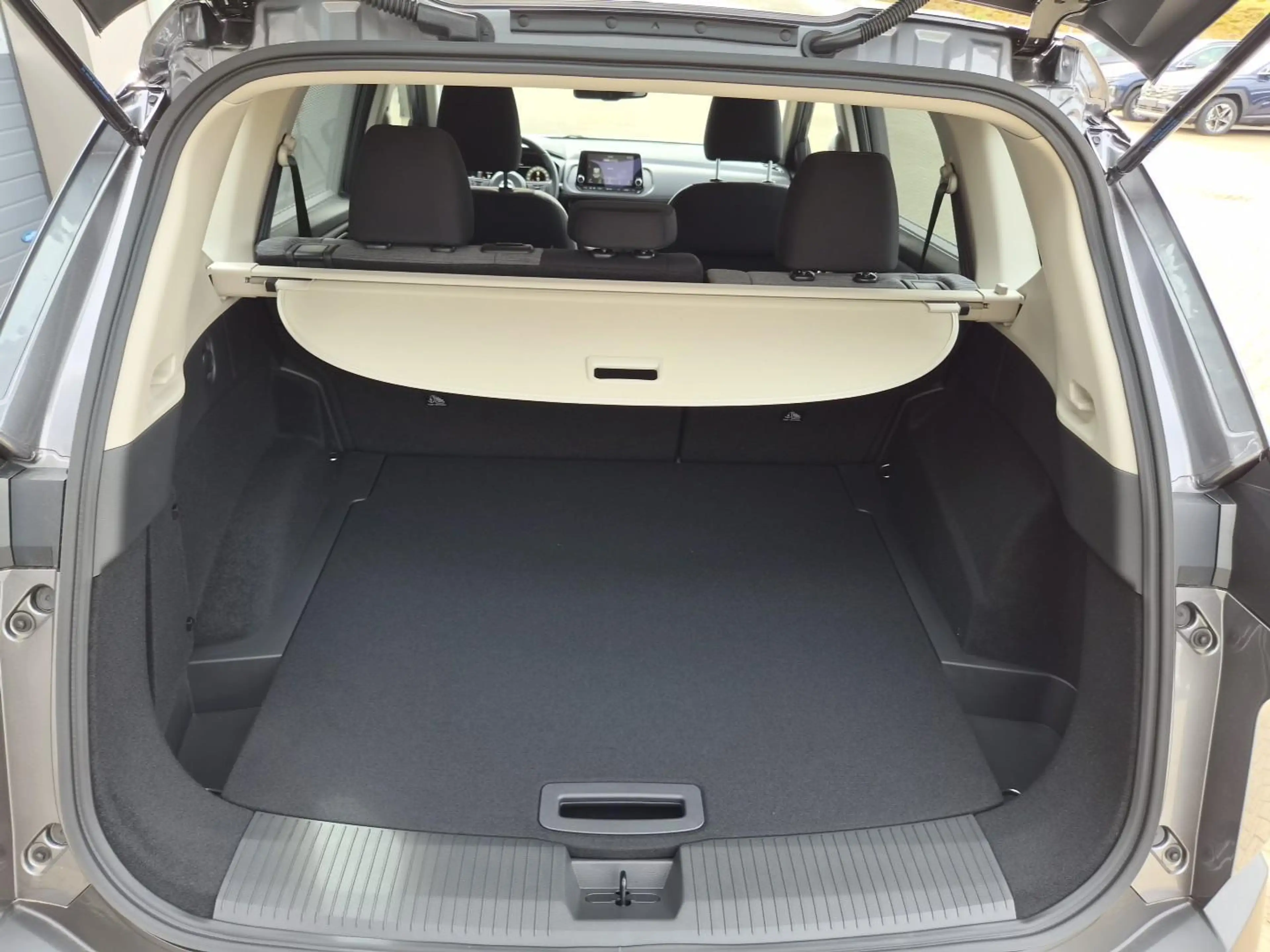 Nissan X-Trail Acenta 1.5 MHEV 163PS Automatik Sitzheizung v+h... — photo 9