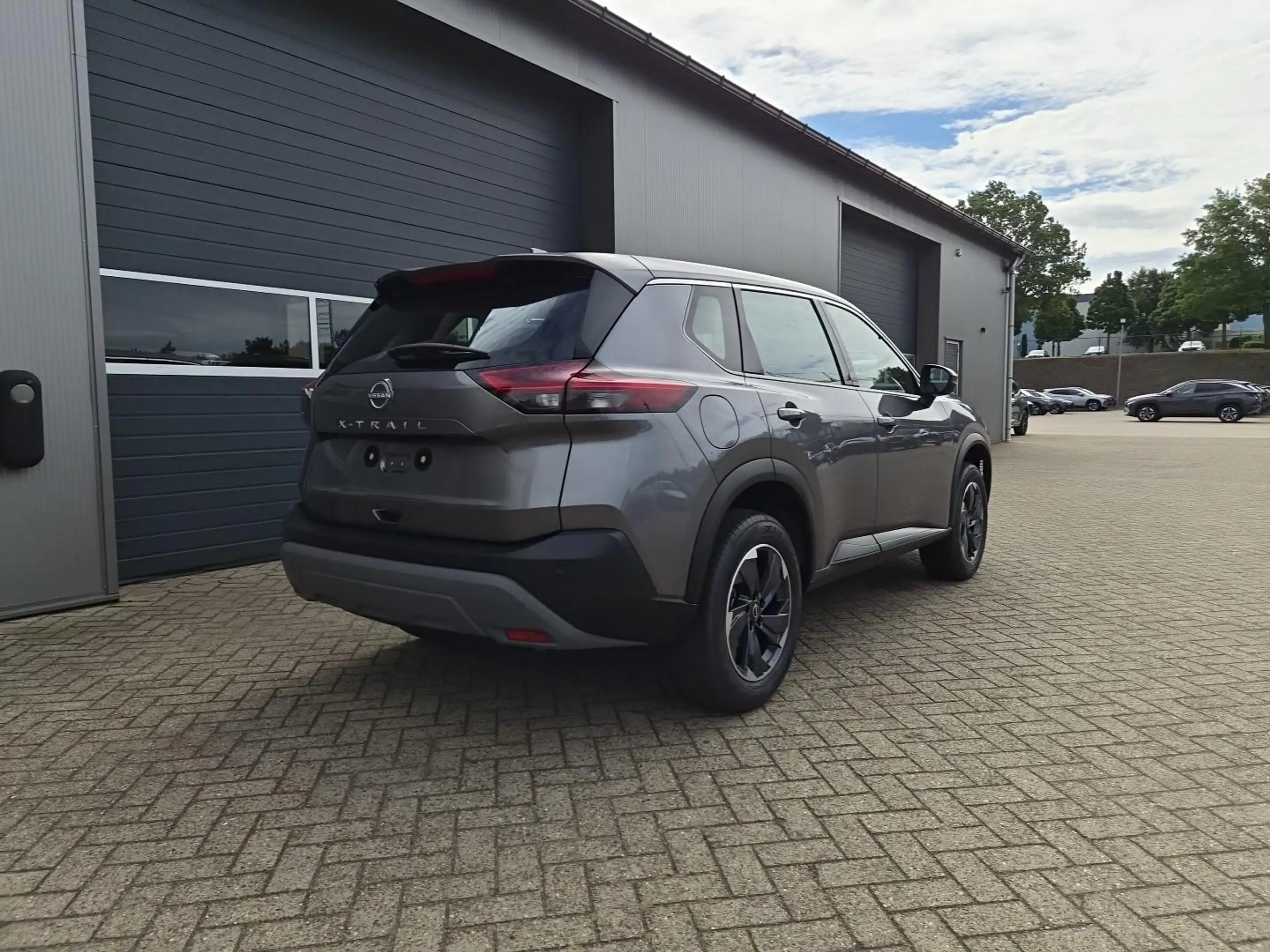 Nissan X-Trail Acenta 1.5 MHEV 163PS Automatik Sitzheizung v+h... — photo 4