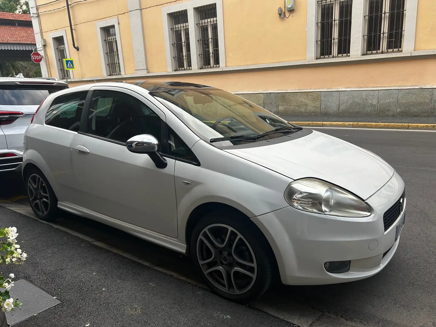 Fiat Grande Punto Grande Punto III 2005 3p 1.4 tjt Sport 120cv FL Bianco - 1