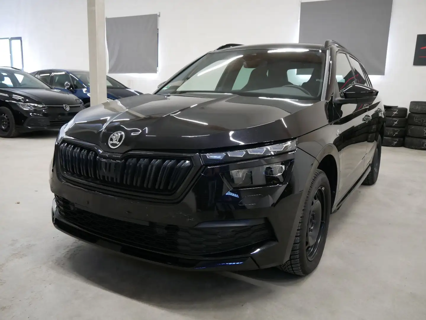 Skoda Kamiq Monte Carlo  1.0 TSI DSG PANO KAM LED SPUR Nero - 1