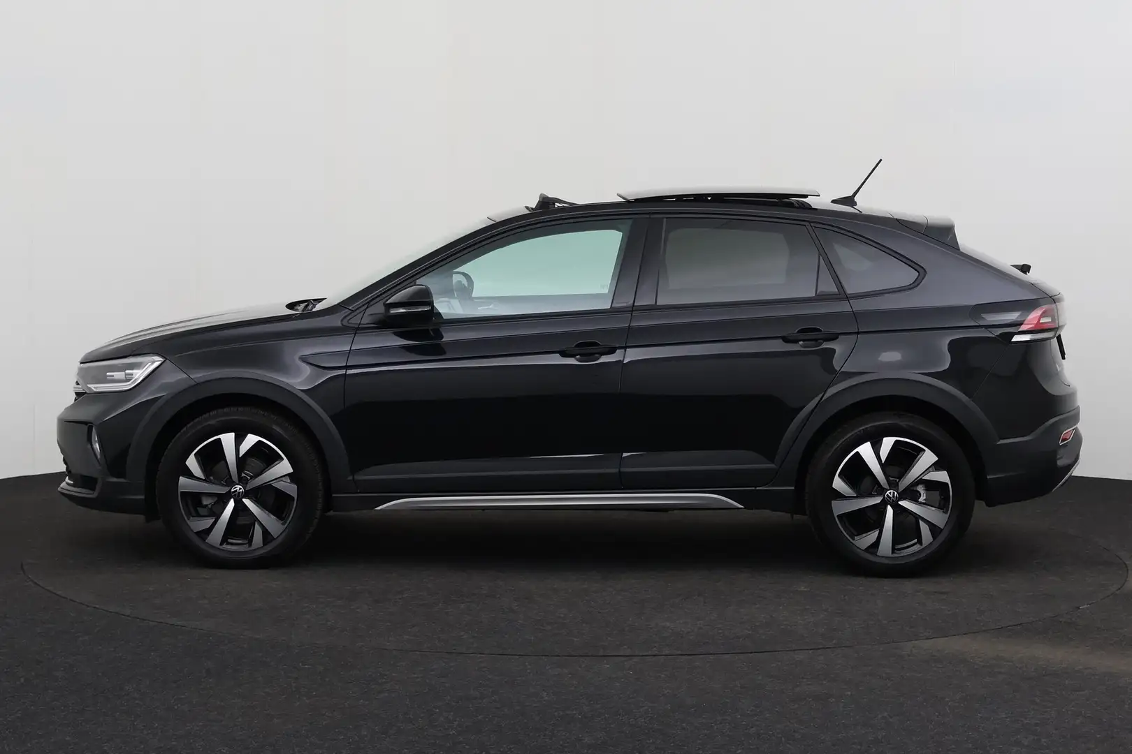 Volkswagen Taigo STYLE  1.5TSI DSG + GPS + CARPLAY + CAMERA + PDC + - 2