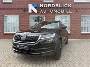 Style 4x4 *Led*Carplay*AHK*Kamera*ACC*