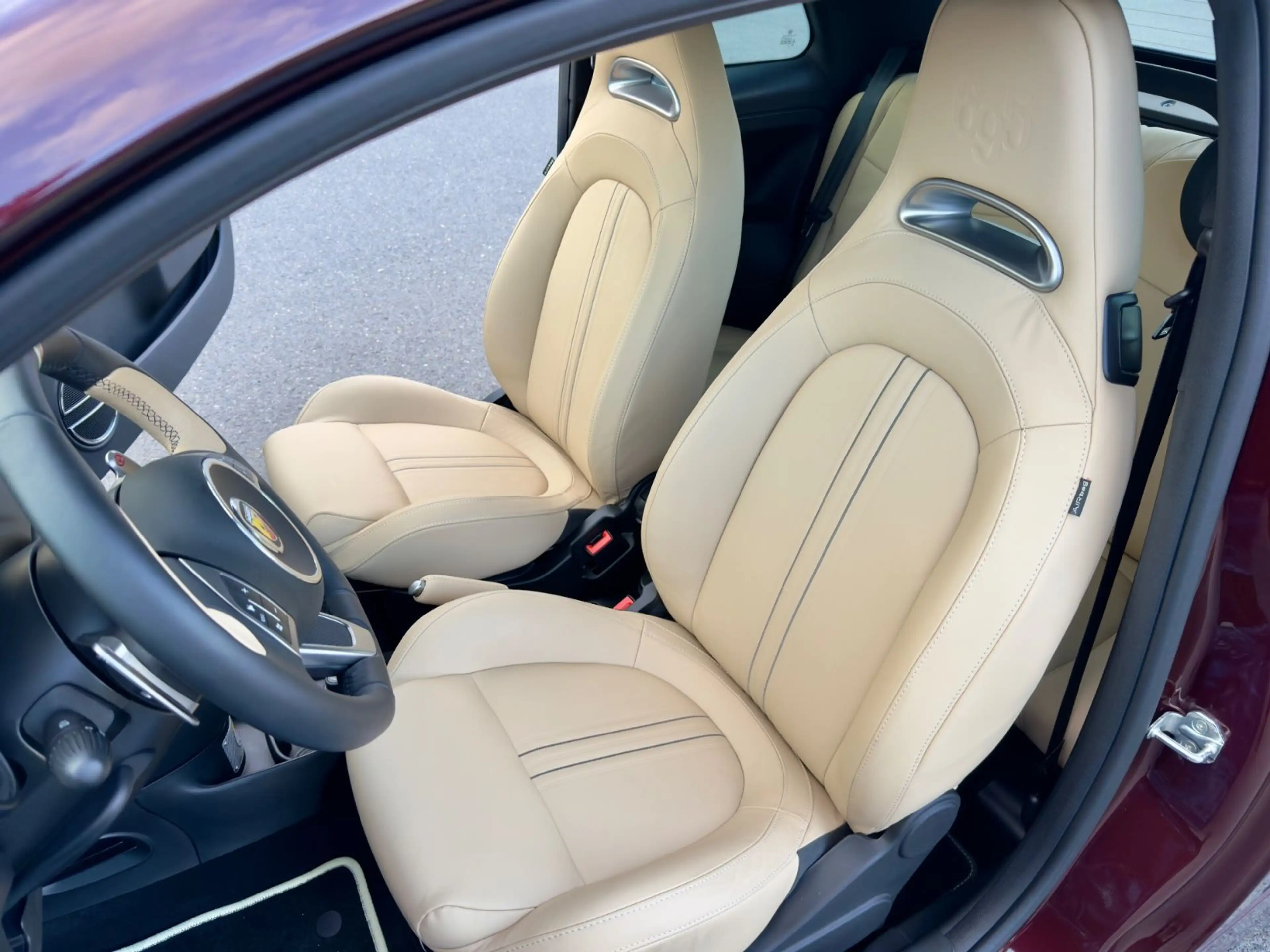 Abarth 500 Cabrio 695 Edizione Maserati — photo 14