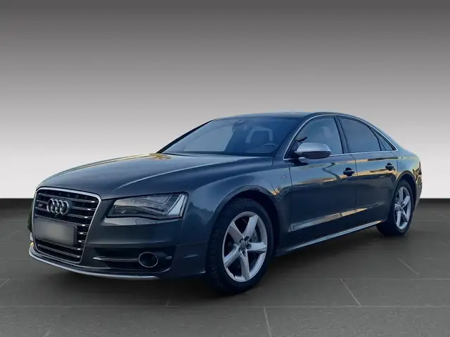 Audi S8 4.0 TFSI quattro 4.0 V8 32V TFSI Metallic // 8 Fac
