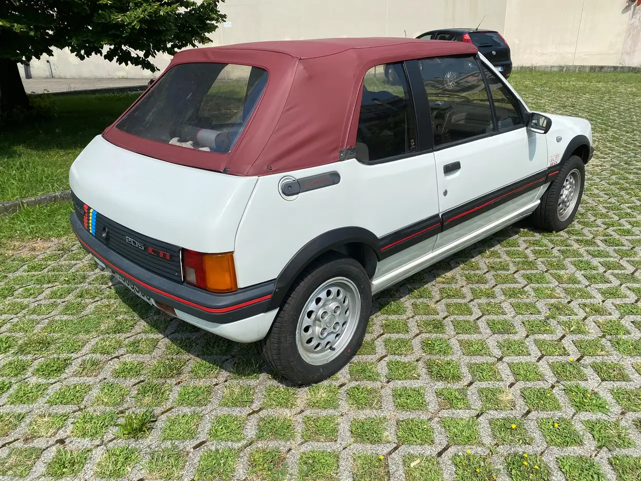 Peugeot 205 Cabrio 1.6 CTI, foto 5