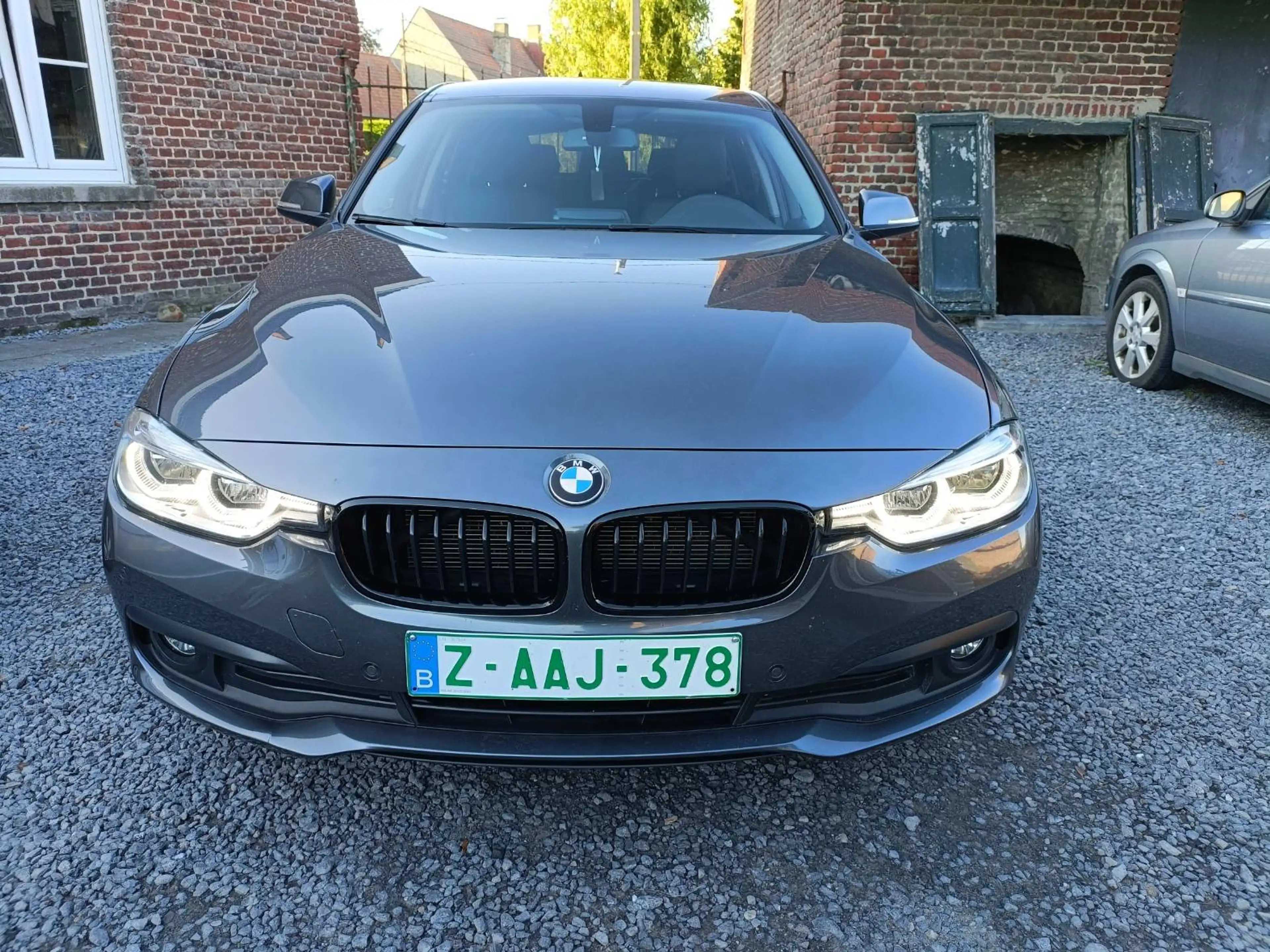 BMW 316 Touring 316 d — photo 2