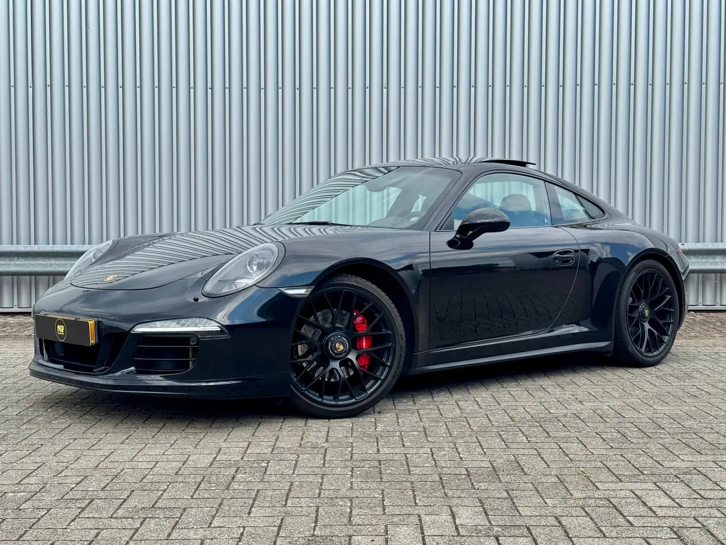 Porsche 991 3.8 Carrera 4 GTS | Bose | Schuifdak | SportChrono Zwart - 1
