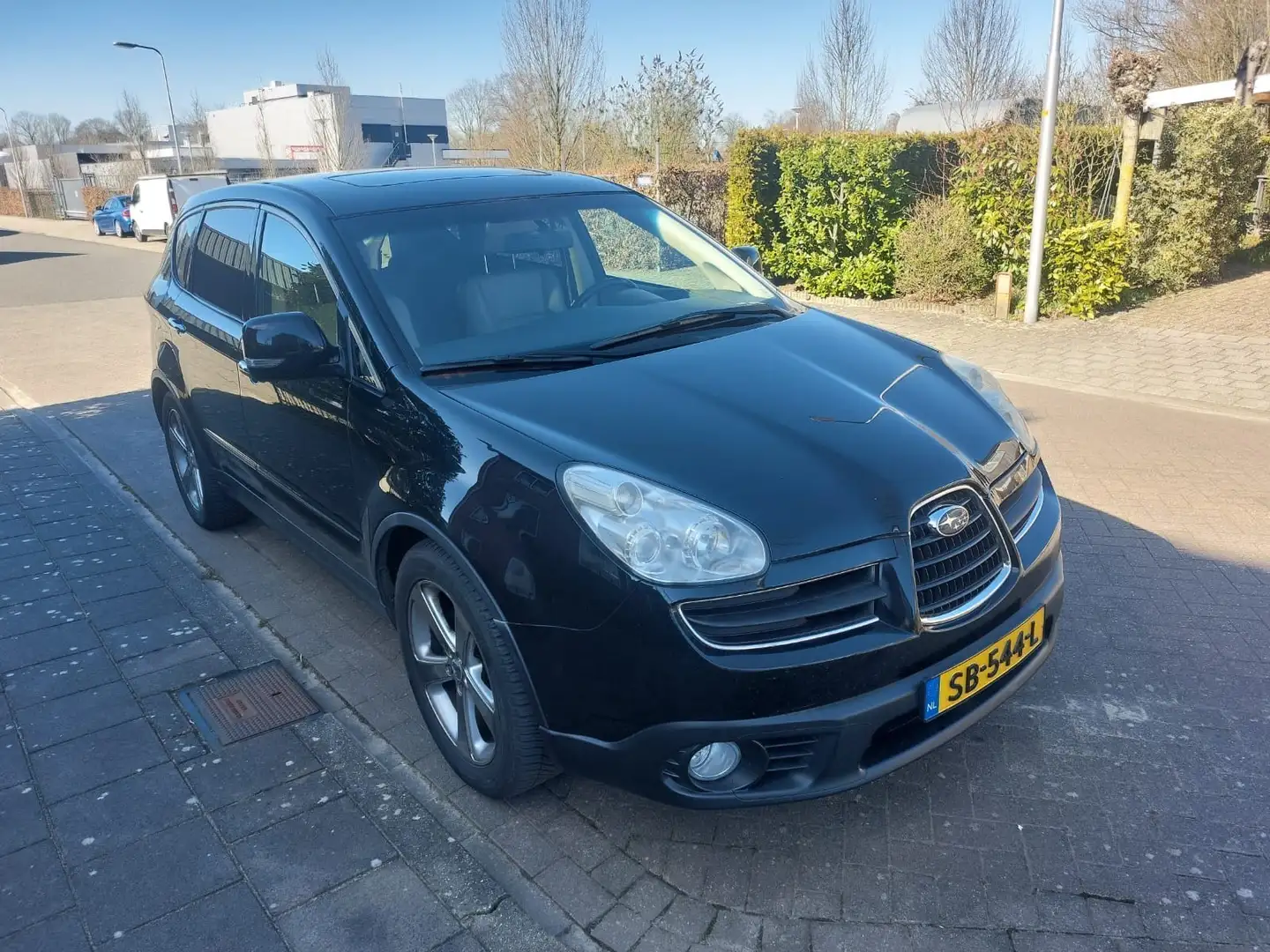 Subaru Libero tribeca  b9 Černá - 2