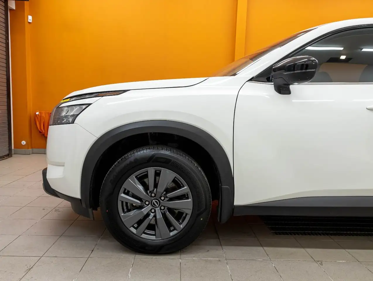 Nissan Pathfinder снимка Nissan Pathfinder