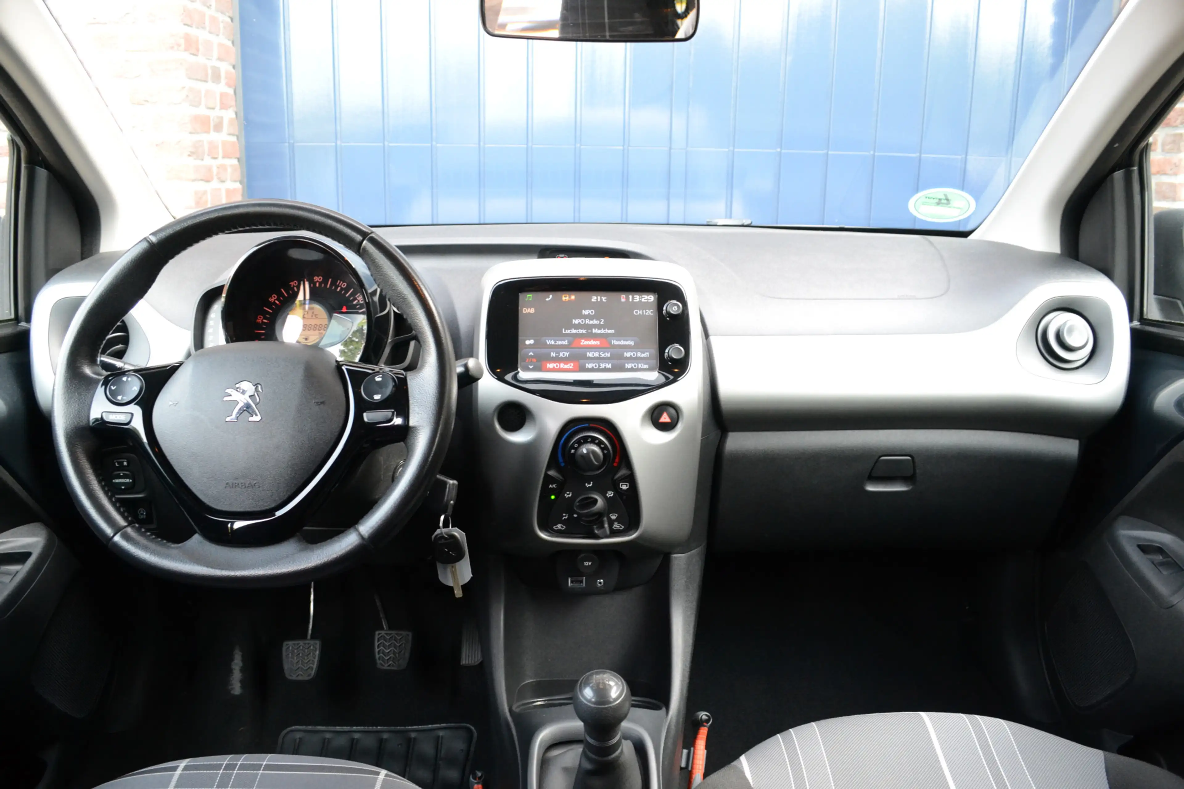 Peugeot 108 1.0 e-VTi Active | Camera | Airco | 1e eigenaar! — photo 9