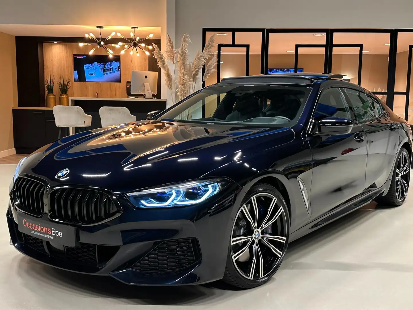 BMW 840 8-Serie Gran Coupé 840i M-Sport Shadowline HarmanK Noir - 1