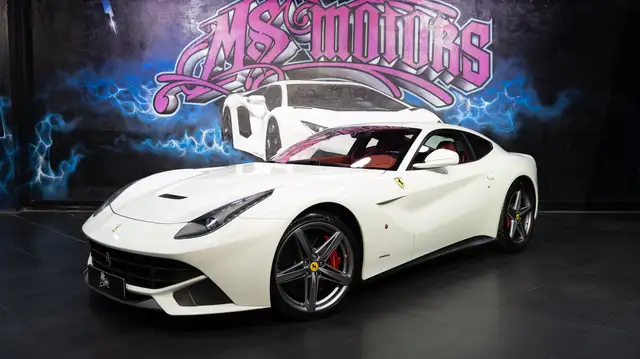 Ferrari F12 F12 Berlinetta V12 6.0 780ch