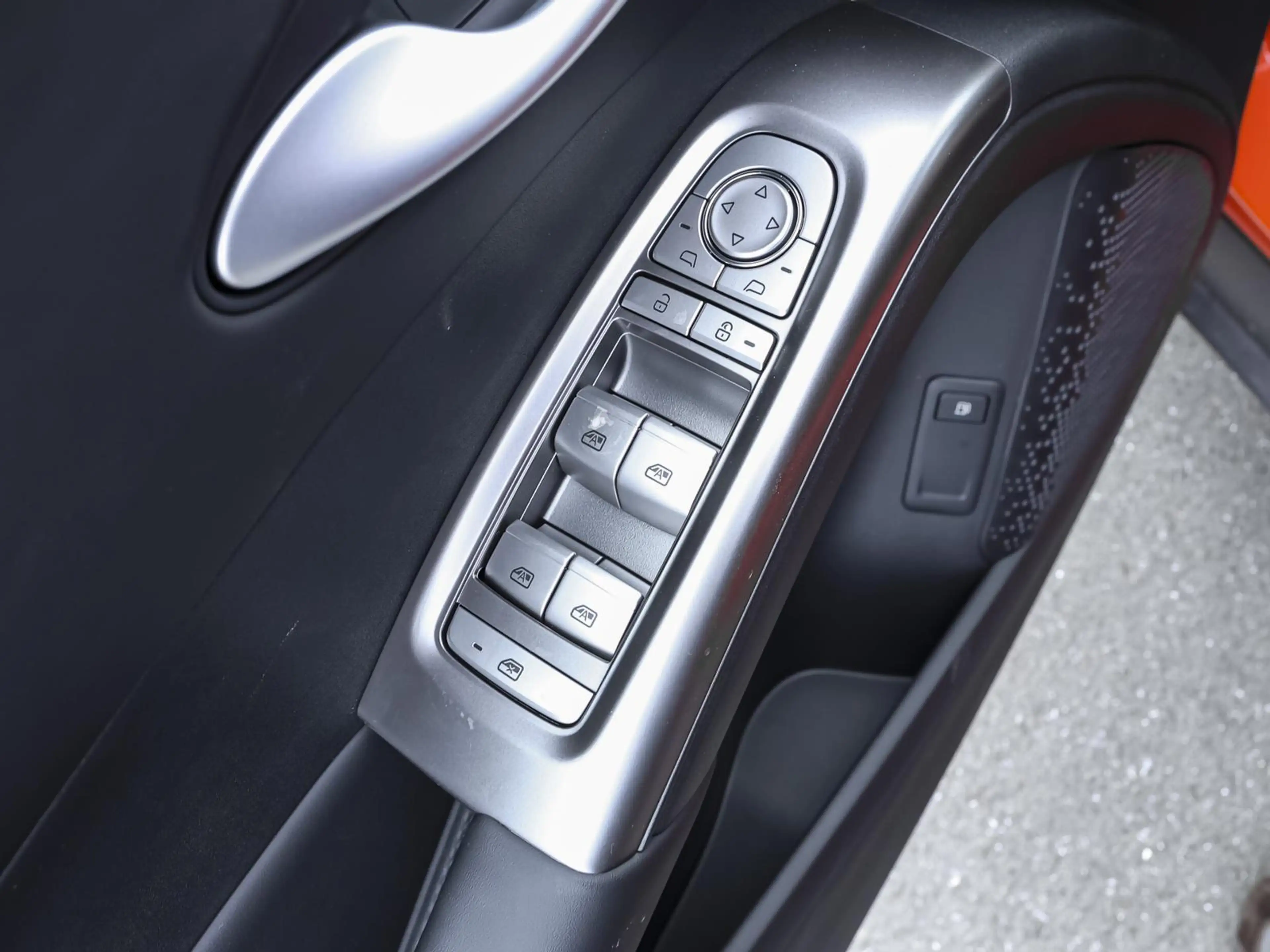 BYD Dolphin G DM-i Active Gewerbe Aktion — photo 10