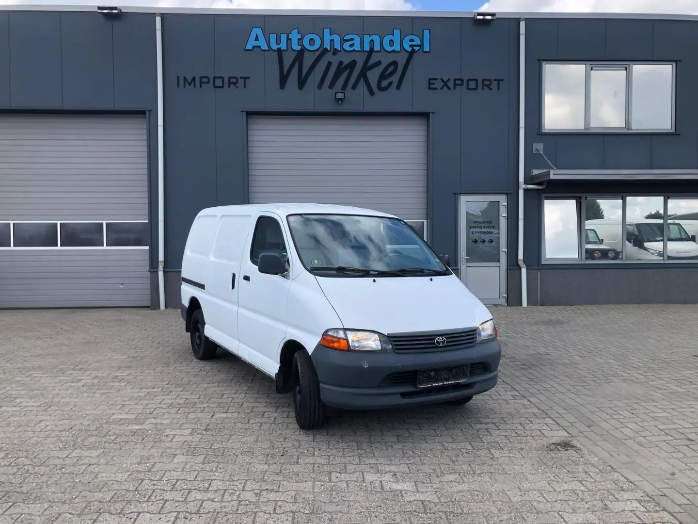 Toyota Hiace 2.5 D4-D SHORT Wit - 1