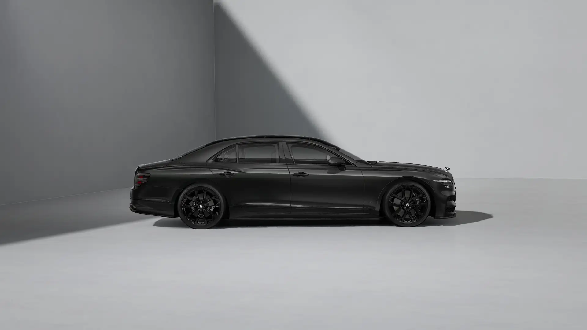 벤틀리 플라잉스퍼 4.0 V8 Plug-in Hybrid 2026 블랙 사진 2