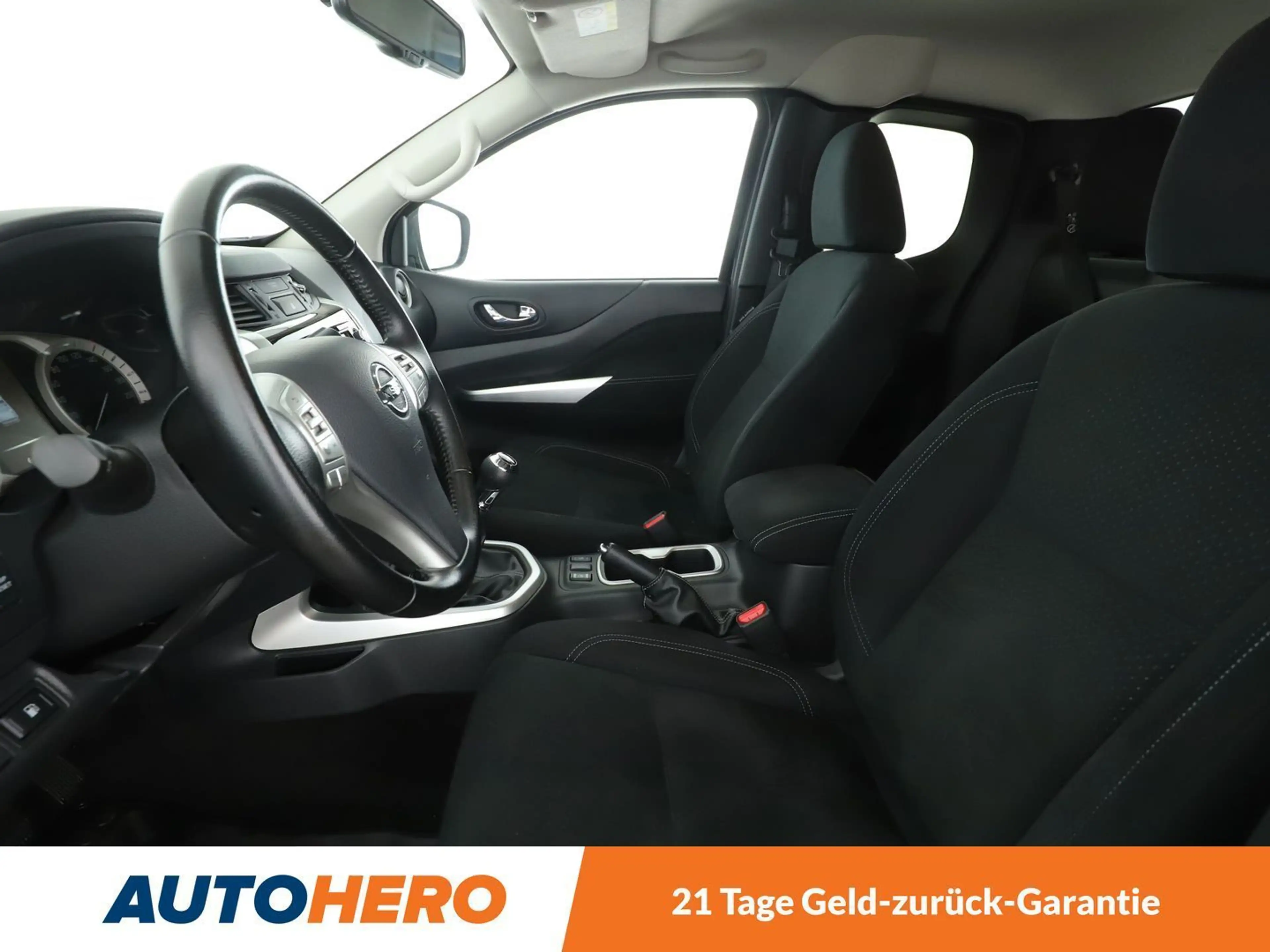 Nissan NP300 2.3 dCi N-Connecta King Cab 4x4 *NAVI*LED*TEMPO* — photo 10