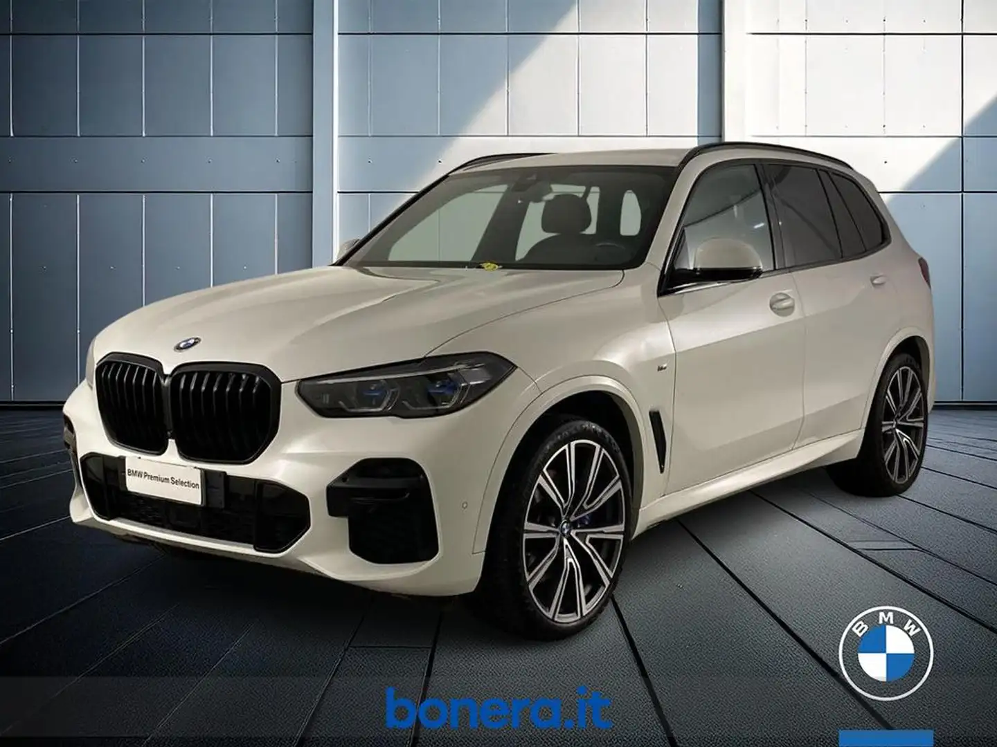 BMW X5 xdrive40i mhev 48v Msport auto Bianco - 1