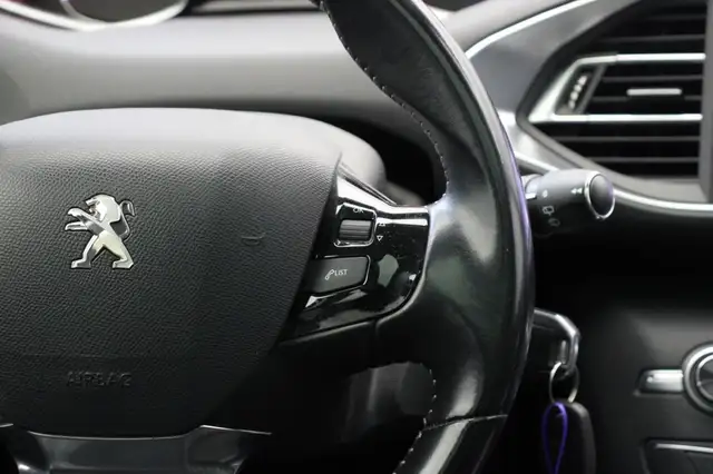 Peugeot 308 view 23