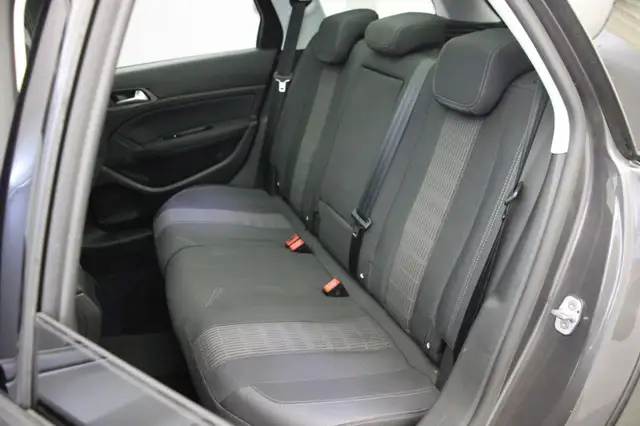 Peugeot 308 view 12