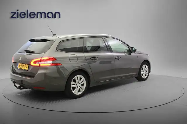 Peugeot 308 view 17