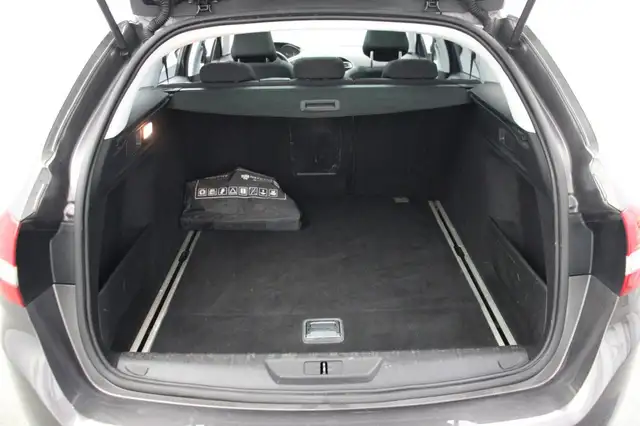 Peugeot 308 view 13