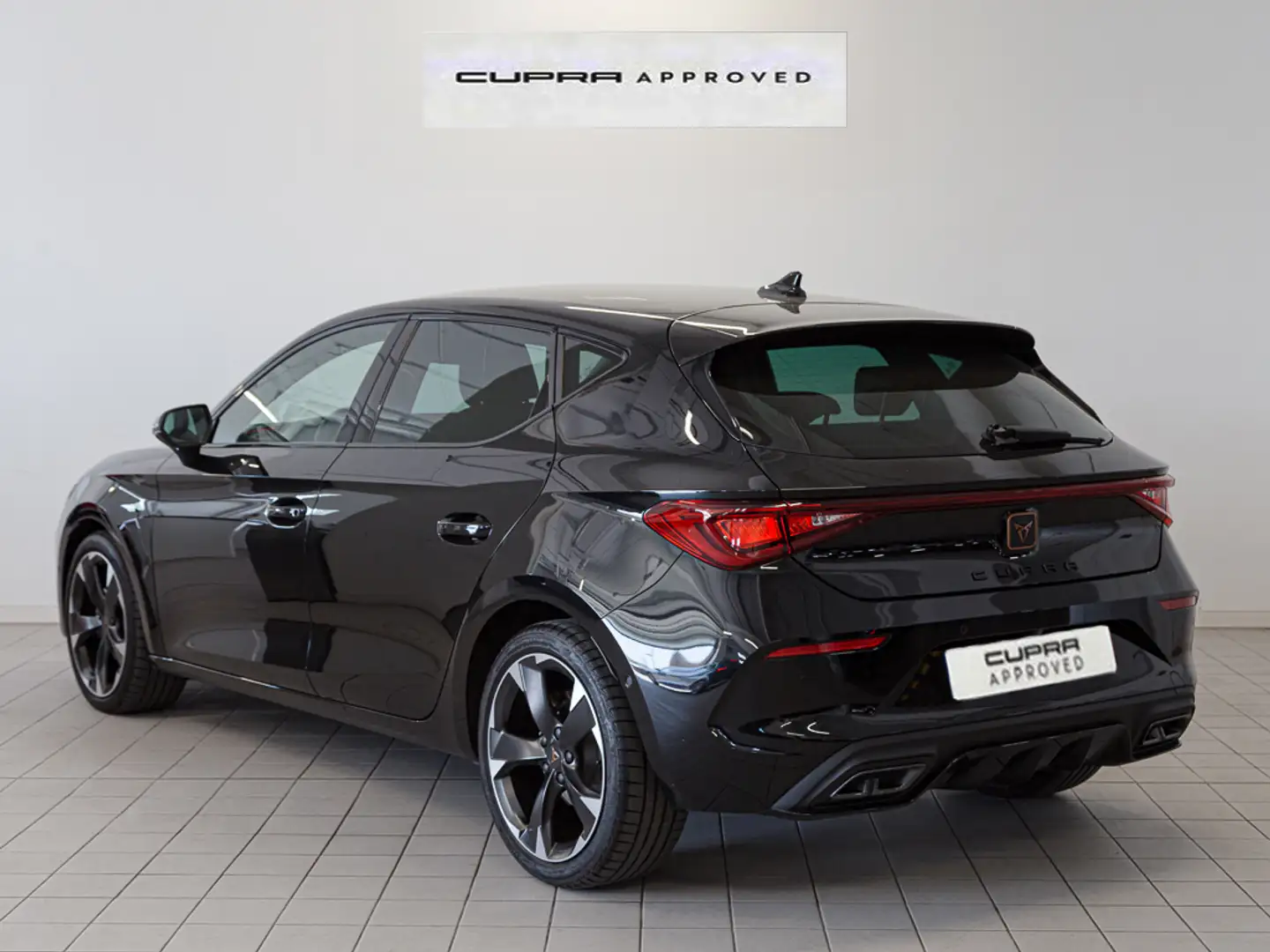 CUPRA Leon 1.5 ETSI DSG 110Kw Negro - 2