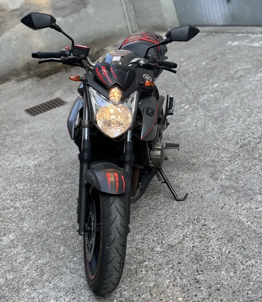 Yamaha XJ 6