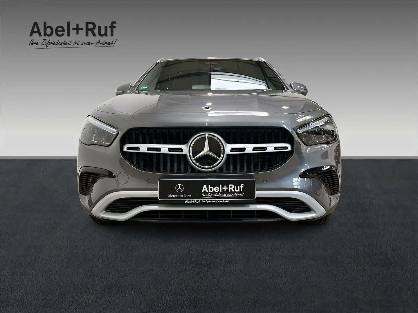 Mercedes-Benz GLA 200 MBUX+LED+PARKTRONIC+Kamera+SHz+AHK Gris - 2