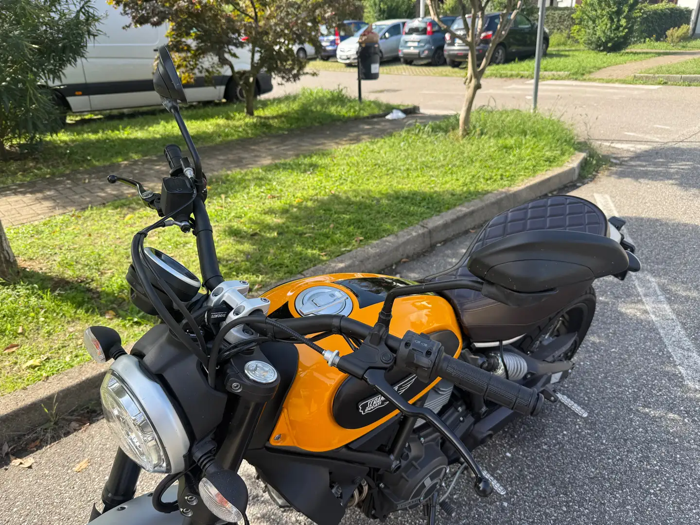 Ducati Scrambler Classic Beżowy - 2