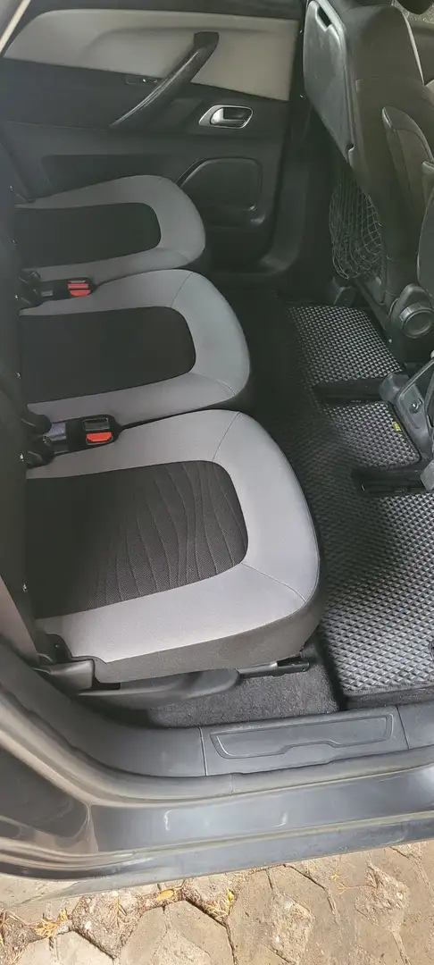 Citroen C4 Picasso HDi 115 Attraction Tüv bis 10/2027 - 2