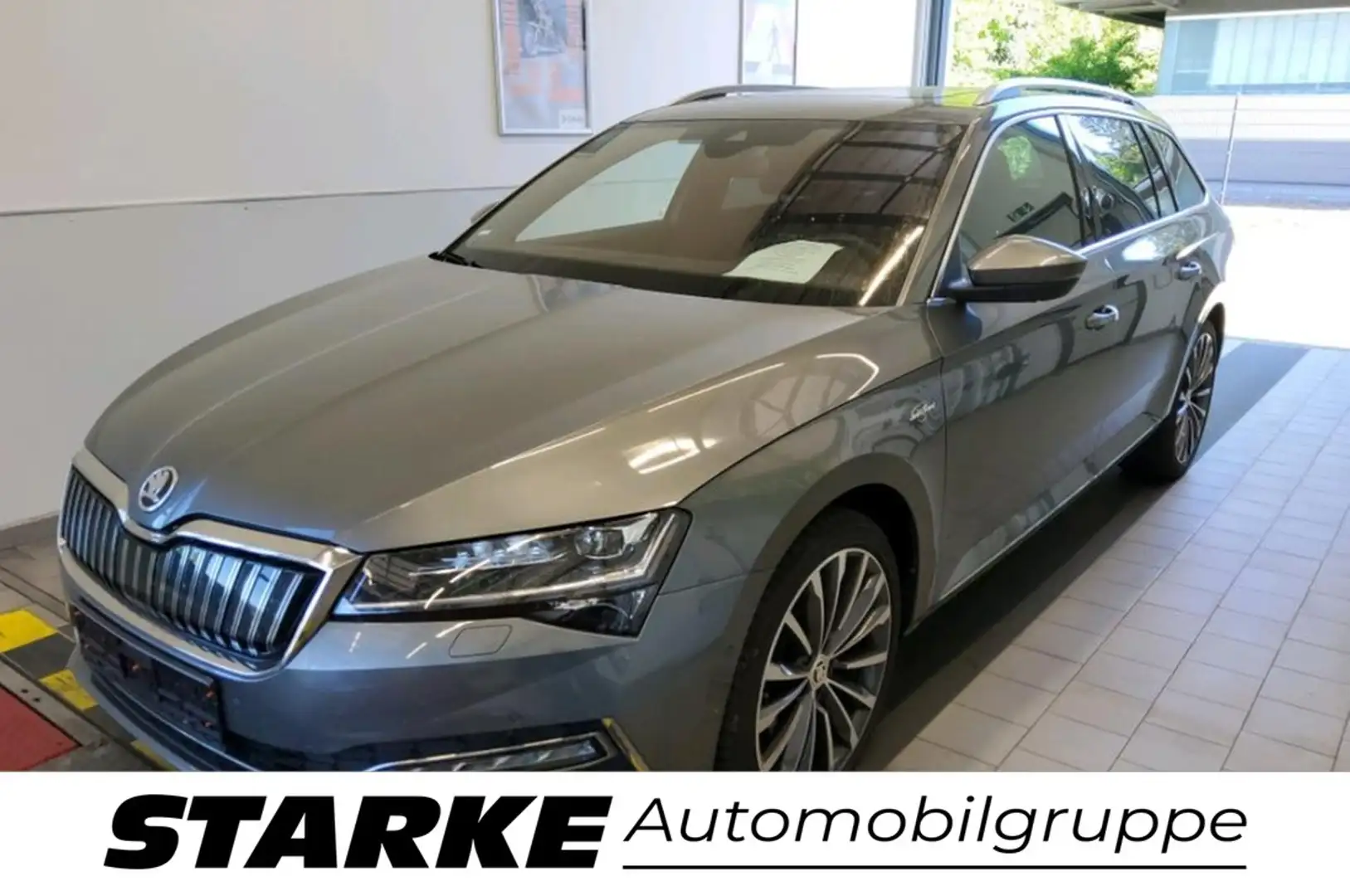 Skoda Superb Combi iV 1.4 TSI DSG eHybrid L&K Grau - 2