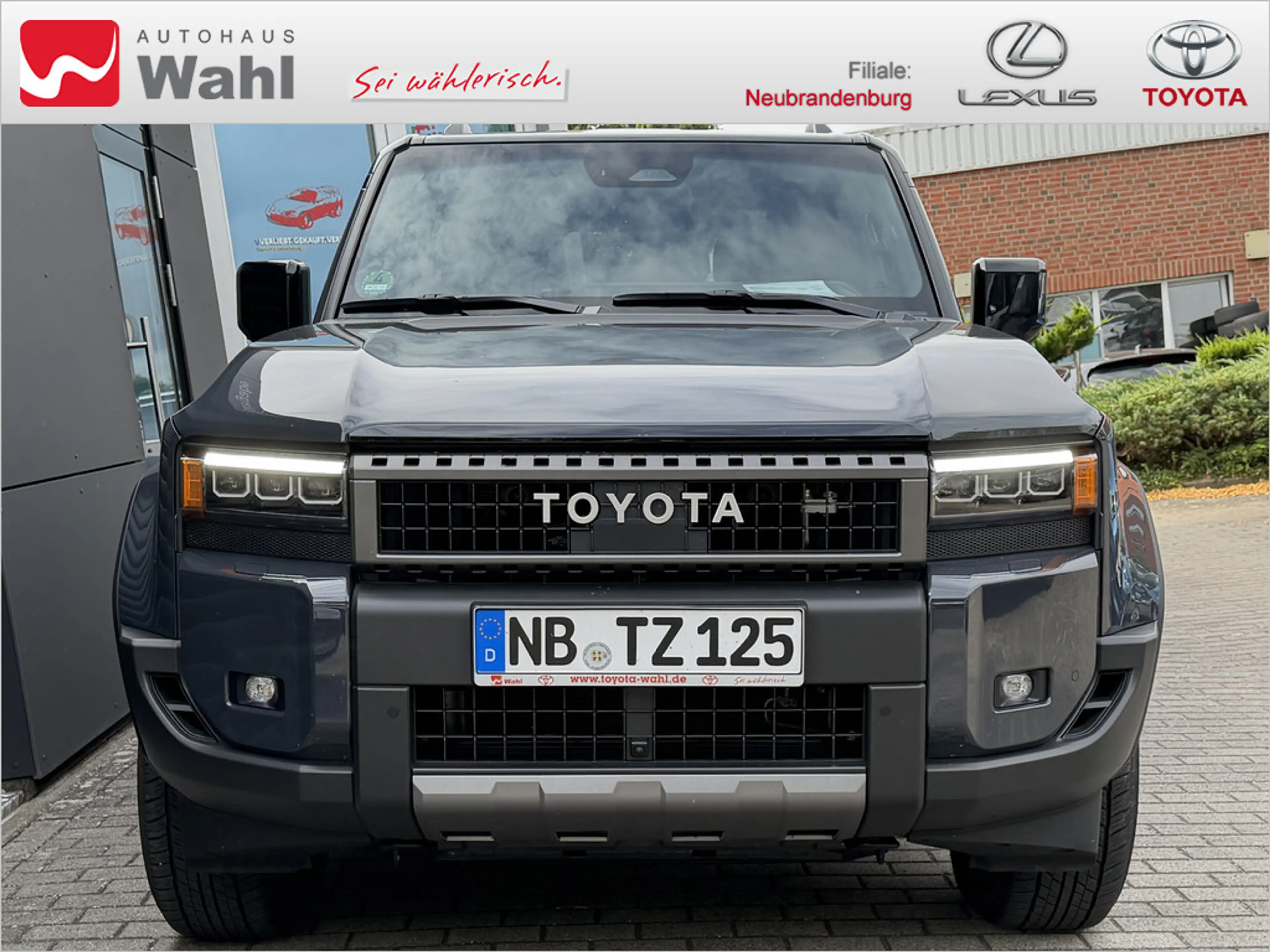 Toyota Land Cruiser 2.8 2,8 D-4D 151 kW AWD Executive — photo 2