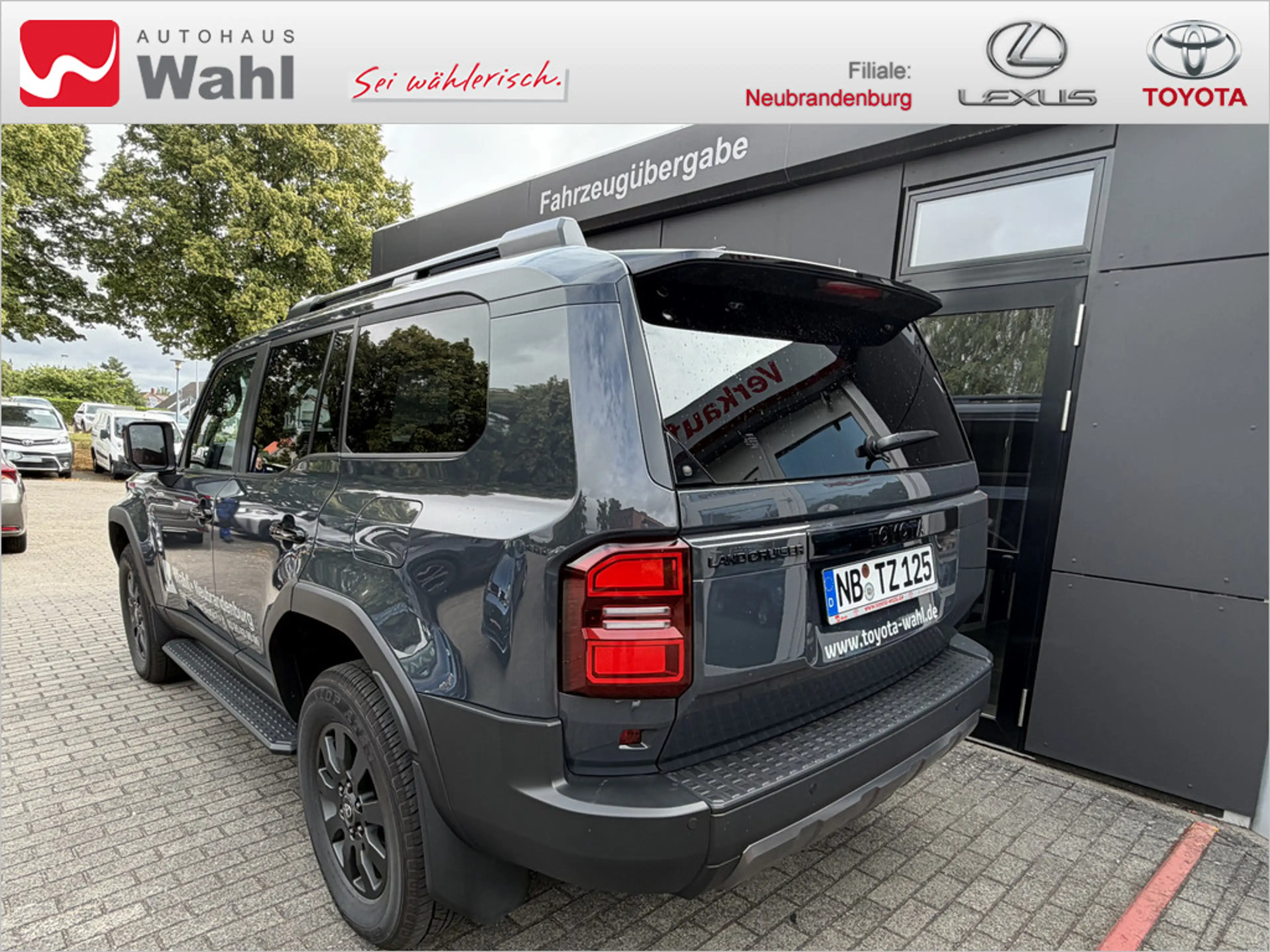 Toyota Land Cruiser 2.8 2,8 D-4D 151 kW AWD Executive — photo 4